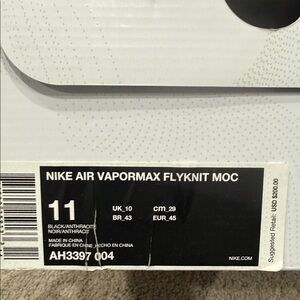 Nike Air VaporMax Flyknit Moc in Black and Anthracite